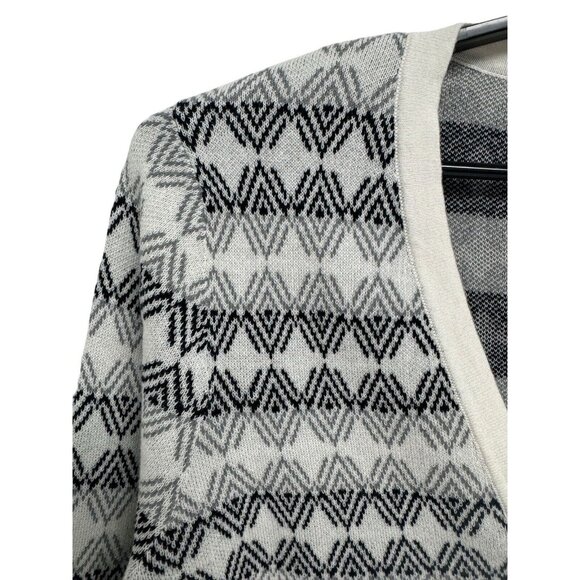 Merona women's cardigan sweater sour cream geometric V neck size XXL - Picture 2 of 11